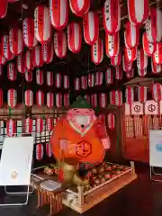 砥鹿神社（里宮）の像