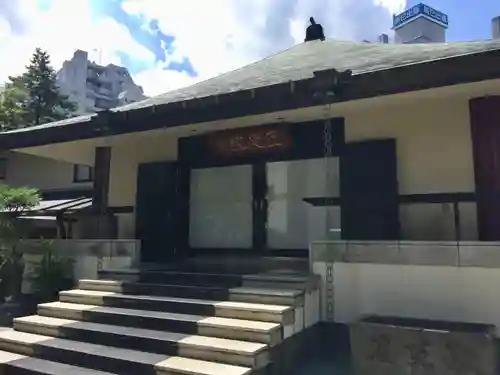 正受院の本殿・本堂