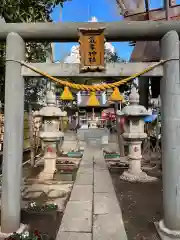 高円寺氷川神社の末社