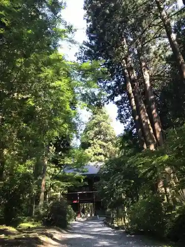 御岩神社の建物その他