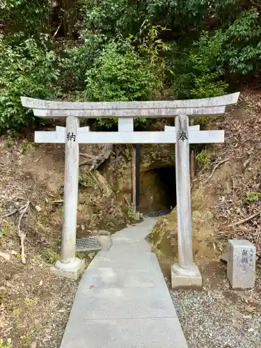 妙圓寺の{uncategorized: "未分類", other: "その他", undefined: "問題あり", building: "その他建物", grave: "お墓", sacred_gate: "鳥居", guardian: "狛犬", statue: "像", buddha: "仏像", history: "歴史", nature: "自然", garden: "庭園", animal: "動物", pagoda: "塔", temizu: "手水舎", mountain_gate: "山門・神門", sanctuary: "本殿・本堂", subordinate: "末社・摂社", art: "芸術", scenery: "景色", jizo: "地蔵", ema: "絵馬", goshuin: "御朱印", omikuji: "おみくじ", items: "授与品その他", amulet: "お守り", goshuincho: "御朱印帳", eats: "食事", festival: "お祭り", votive_dance: "神楽", shichigosan: "七五三参", wedding: "結婚式", experience: "体験その他", initially: "初詣", around: "周辺", anti_infection: "感染症対策"}