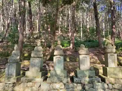 西脇八幡神社の仏像