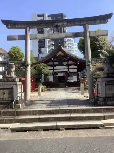 三輪神社の鳥居