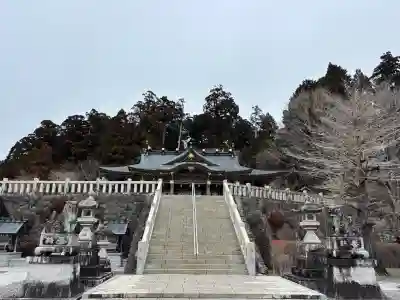 秋葉山本宮 秋葉神社 上社の{uncategorized: "未分類", other: "その他", undefined: "問題あり", building: "その他建物", grave: "お墓", sacred_gate: "鳥居", guardian: "狛犬", statue: "像", buddha: "仏像", history: "歴史", nature: "自然", garden: "庭園", animal: "動物", pagoda: "塔", temizu: "手水舎", mountain_gate: "山門・神門", sanctuary: "本殿・本堂", subordinate: "末社・摂社", art: "芸術", scenery: "景色", jizo: "地蔵", ema: "絵馬", goshuin: "御朱印", omikuji: "おみくじ", items: "授与品その他", amulet: "お守り", goshuincho: "御朱印帳", eats: "食事", festival: "お祭り", votive_dance: "神楽", shichigosan: "七五三参", wedding: "結婚式", experience: "体験その他", initially: "初詣", around: "周辺", anti_infection: "感染症対策"}