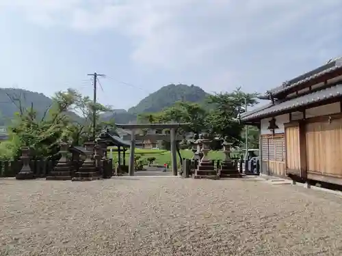 下部神社の鳥居