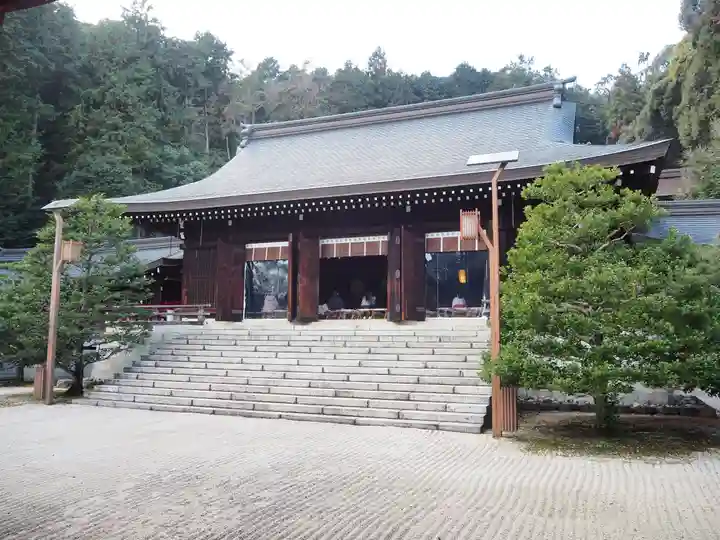 近江神宮の本殿・本堂