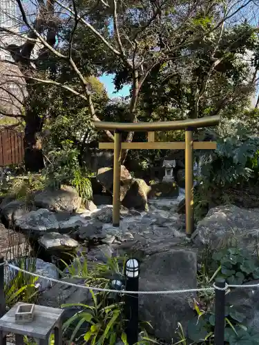 愛宕神社の{uncategorized: "未分類", other: "その他", undefined: "問題あり", building: "その他建物", grave: "お墓", sacred_gate: "鳥居", guardian: "狛犬", statue: "像", buddha: "仏像", history: "歴史", nature: "自然", garden: "庭園", animal: "動物", pagoda: "塔", temizu: "手水舎", mountain_gate: "山門・神門", sanctuary: "本殿・本堂", subordinate: "末社・摂社", art: "芸術", scenery: "景色", jizo: "地蔵", ema: "絵馬", goshuin: "御朱印", omikuji: "おみくじ", items: "授与品その他", amulet: "お守り", goshuincho: "御朱印帳", eats: "食事", festival: "お祭り", votive_dance: "神楽", shichigosan: "七五三参", wedding: "結婚式", experience: "体験その他", initially: "初詣", around: "周辺", anti_infection: "感染症対策"}