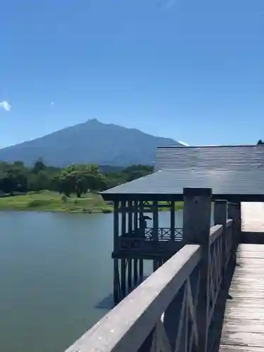 戸和田神社の景色