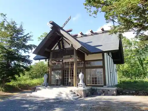 留寿都神社の本殿