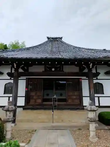 総持院の本殿・本堂