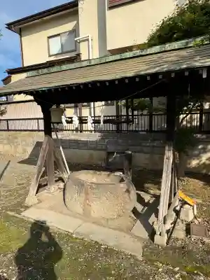 尾萬稲荷神社(山形県)