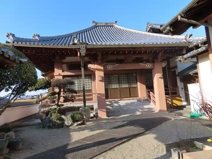 教了寺の本殿・本堂