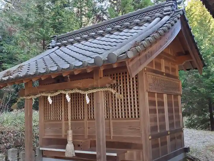 山田感神社の末社・摂社