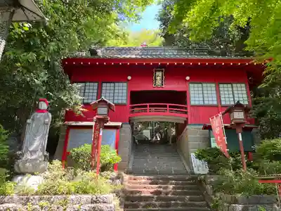 磯山弁財天の山門・神門