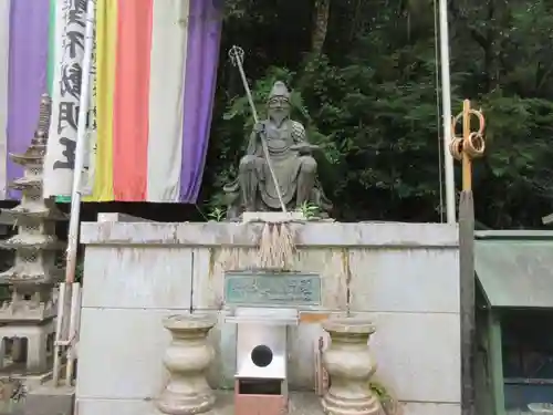 大本山七宝瀧寺(大阪府)