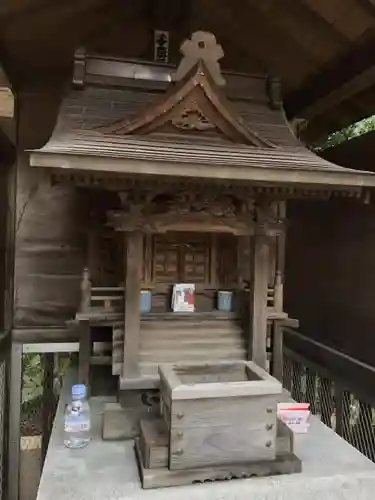 田安鎮護稲荷神社の末社・摂社