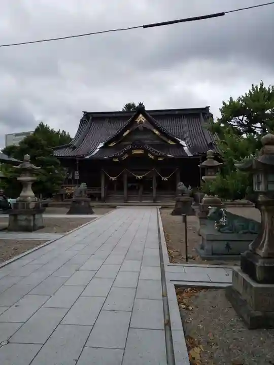高岡関野神社の本殿・本堂
