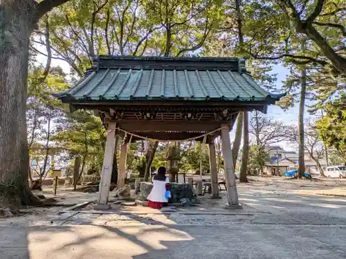 春日神社の手水