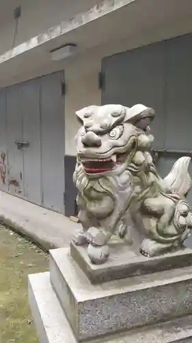 銀杏岡八幡神社の狛犬