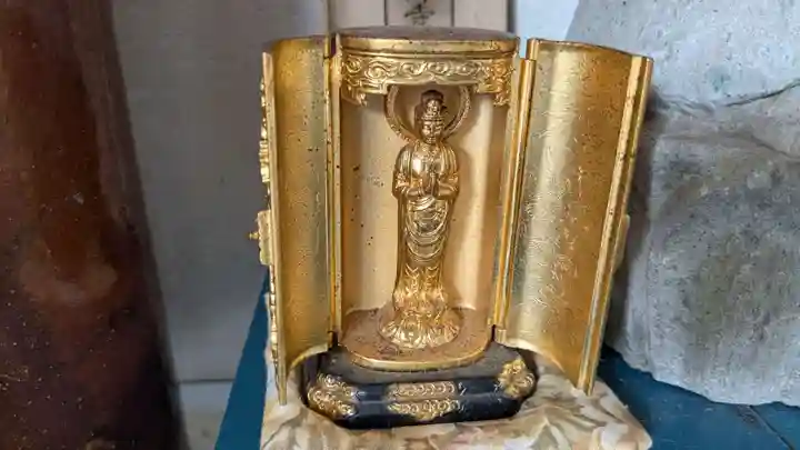 中札内地蔵尊の仏像