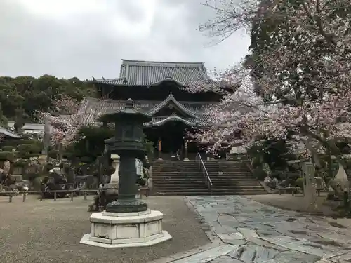 粉河寺の本殿・本堂