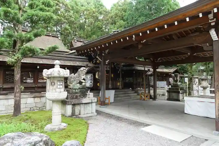 建部大社の本殿・本堂