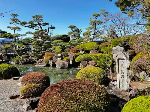 甲斐善光寺の庭園