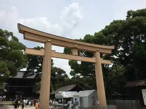 明治神宮の鳥居