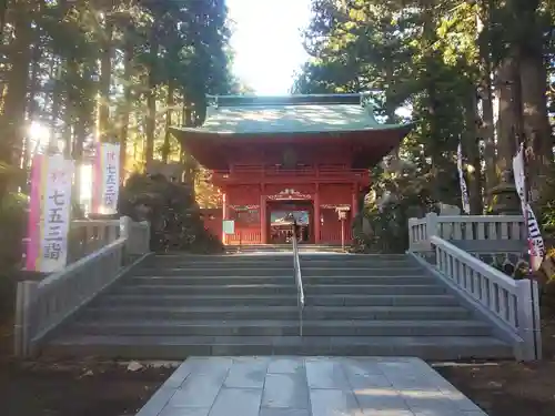 富士山東口本宮 冨士浅間神社の山門・神門