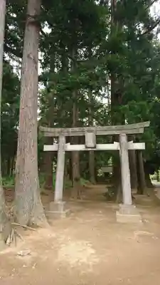 出戸稲荷神社の鳥居