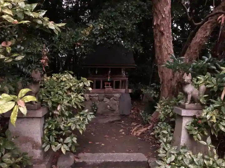 和伎坐天乃夫岐売神社の末社・摂社