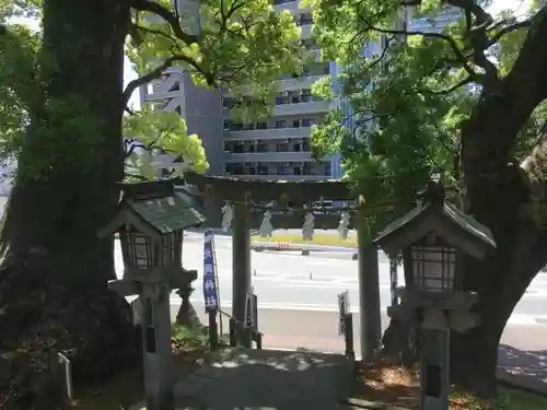 北岡神社の建物その他