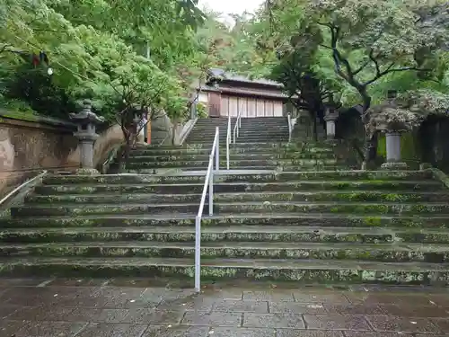 紅葉八幡宮の建物その他