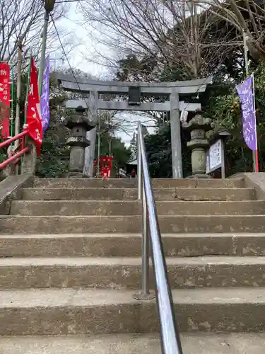 諏訪神社の鳥居