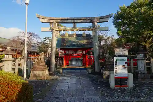 車折神社の鳥居