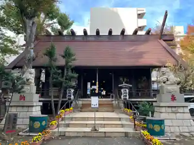 高円寺氷川神社の本殿・本堂