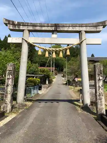 坂下八幡神社の鳥居