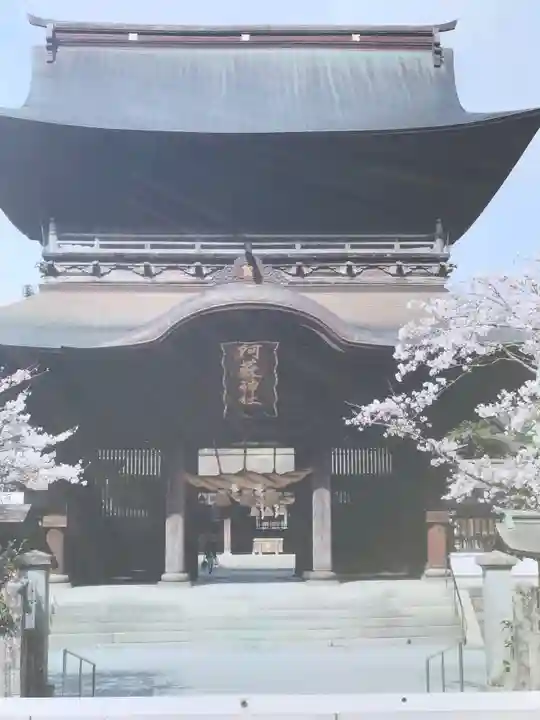 阿蘇神社の山門・神門