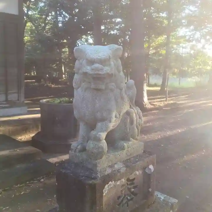 四所神社の狛犬