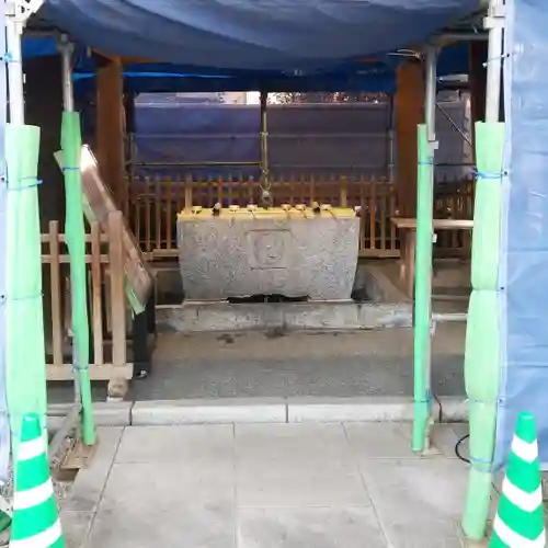 中野沼袋氷川神社の手水舎