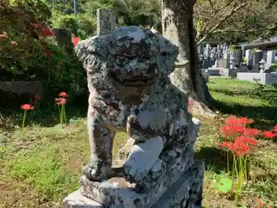 八幡神社の狛犬