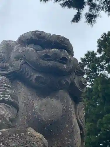 八幡神社の狛犬