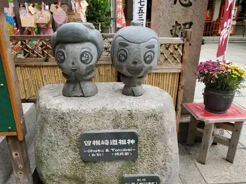 露天神社（お初天神）の像