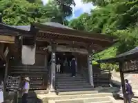 立石寺奥之院の本殿・本堂