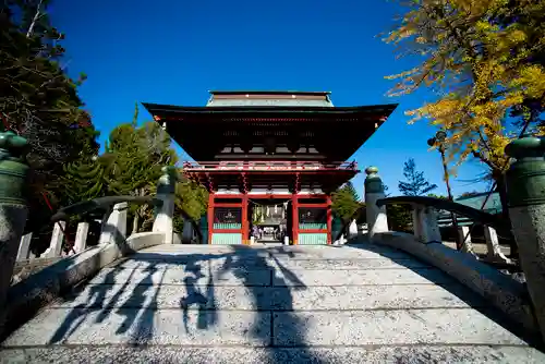 飯野八幡宮の山門