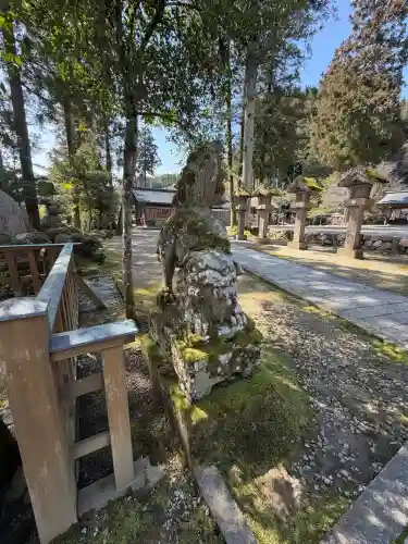 熊野大社の{uncategorized: "未分類", other: "その他", undefined: "問題あり", building: "その他建物", grave: "お墓", sacred_gate: "鳥居", guardian: "狛犬", statue: "像", buddha: "仏像", history: "歴史", nature: "自然", garden: "庭園", animal: "動物", pagoda: "塔", temizu: "手水舎", mountain_gate: "山門・神門", sanctuary: "本殿・本堂", subordinate: "末社・摂社", art: "芸術", scenery: "景色", jizo: "地蔵", ema: "絵馬", goshuin: "御朱印", omikuji: "おみくじ", items: "授与品その他", amulet: "お守り", goshuincho: "御朱印帳", eats: "食事", festival: "お祭り", votive_dance: "神楽", shichigosan: "七五三参", wedding: "結婚式", experience: "体験その他", initially: "初詣", around: "周辺", anti_infection: "感染症対策"}