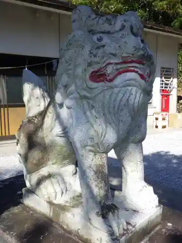 伊勢神社の狛犬