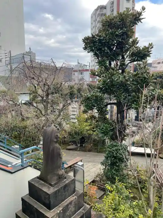 正覚寺の{uncategorized: "未分類", other: "その他", undefined: "問題あり", building: "その他建物", grave: "お墓", sacred_gate: "鳥居", guardian: "狛犬", statue: "像", buddha: "仏像", history: "歴史", nature: "自然", garden: "庭園", animal: "動物", pagoda: "塔", temizu: "手水舎", mountain_gate: "山門・神門", sanctuary: "本殿・本堂", subordinate: "末社・摂社", art: "芸術", scenery: "景色", jizo: "地蔵", ema: "絵馬", goshuin: "御朱印", omikuji: "おみくじ", items: "授与品その他", amulet: "お守り", goshuincho: "御朱印帳", eats: "食事", festival: "お祭り", votive_dance: "神楽", shichigosan: "七五三参", wedding: "結婚式", experience: "体験その他", initially: "初詣", around: "周辺", anti_infection: "感染症対策"}