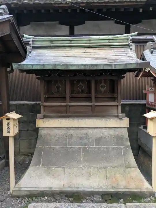 道祖神社の{uncategorized: "未分類", other: "その他", undefined: "問題あり", building: "その他建物", grave: "お墓", sacred_gate: "鳥居", guardian: "狛犬", statue: "像", buddha: "仏像", history: "歴史", nature: "自然", garden: "庭園", animal: "動物", pagoda: "塔", temizu: "手水舎", mountain_gate: "山門・神門", sanctuary: "本殿・本堂", subordinate: "末社・摂社", art: "芸術", scenery: "景色", jizo: "地蔵", ema: "絵馬", goshuin: "御朱印", omikuji: "おみくじ", items: "授与品その他", amulet: "お守り", goshuincho: "御朱印帳", eats: "食事", festival: "お祭り", votive_dance: "神楽", shichigosan: "七五三参", wedding: "結婚式", experience: "体験その他", initially: "初詣", around: "周辺", anti_infection: "感染症対策"}