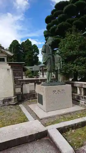 石川護國神社の像